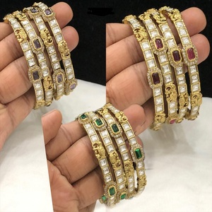 Design exclusif finition dorée avec des pierres Look deux ensembles de bracelets Bracelets ouvrables élégants pour les femmes pour les vêtements de mariage - Product Image 2