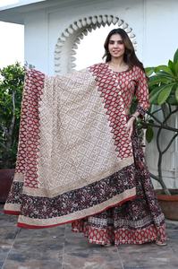 ชุดเลเฮนกาโชลีผ้าฝ้ายพิมพ์ลายด้วยมือ ดีไซน์สวยงาม 100% สำหรับฤดูร้อน เนื้อผ้าเบา แห้งเร็ว สไตล์ชาติพันธุ์ สำหรับผู้หญิง ใส่ไปงานปาร์ตี้ - Product Image 4