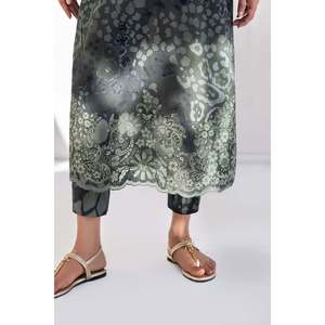 Tela de Chifón Bordada UF-4454 para Mujer - Elegante Conjunto de 3 Piezas Transpirable para Primavera/Verano - Product Image 5