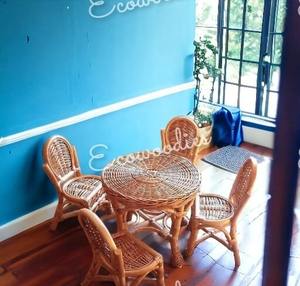 Ensemble de salle à manger de luxe en rotin pour jardin, extérieur et intérieur, meubles en osier et bambou, table ronde vintage et 4 chaises, ensemble de bistro - Product Image 2