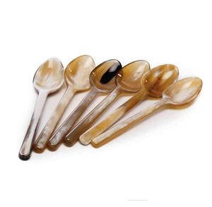 Cuchara de Cuerno de Búfalo Ecológica y Sostenible, Hecha a Mano, Duradera, de Alta Calidad, para un Estilo de Vida Consciente y Uso Culinario - Product Image 6