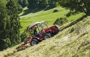 Pour Antonio pour Carraro TTR 7600 Infinity Wheel Tractor 4RM Hydrostatique 75 ch 2RM 160 ch et 180 ch Moteur Pompe et Boîte de vitesses - Puissance nominale 70 ch - Product Image 2