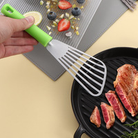 Spatule à fentes en acier inoxydable, outil de retournement léger et résistant au lave-vaisselle pour cuisine de restaurant, vente en gros