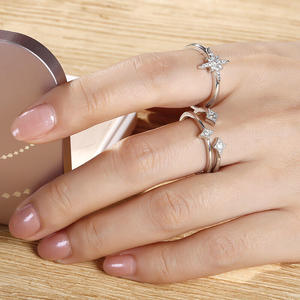 แหวนเงินสเตอร์ลิงรูปดาวแบบซ้อนได้ Jeulia ประดับเพทายชุบทองคำสีกุหลาบ - Product Image 4