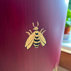 Papelera de metal con hermosa Impresión digital con pies de latón. - Product Image 5