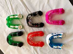 Protège-dents de boxe pour adultes avec logo personnalisé, nouveau modèle, style dentaire, dispositif de protection avec impression personnalisée - Product Image 1