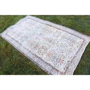 Turkish <b>Vintage</b> <b>Rug</b>, 3.8x6.8 ft <b>Rug</b>, White Brown Plants & trees Wool <b>Rug</b> - Product Image 2