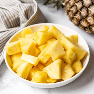 Pedido a granel de piña fresca orgánica de alta calidad, frutas tropicales dulces, piñas, caja de cartón OEM 100%, grado más alto Natural - Product Image 4