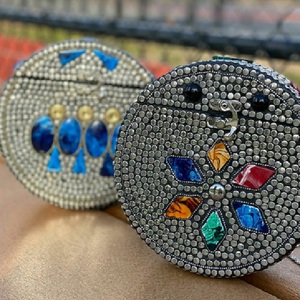 Nouvel arrivage de sacs de créateur de luxe faits à la main argent soirée prête résine laiton mosaïque métal inde RF artisanat à la mode Lady Style - Product Image 5