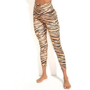 Leggings Deportivos Personalizables de Alta Calidad, Sublimados, Transpirables, Sin Costuras, de Cintura Alta, con Etiqueta Privada - Product Image 1