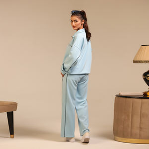 Fournisseur direct d'usine, survêtement moderne pour femmes, tissu en maille doux, silhouette élégante, confort décontracté raffiné, vente en gros prête à l'emploi - Product Image 5