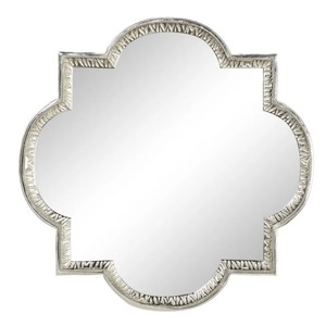 DecMode Espejo de pared gris Quatrefoil Espejo de pared con marco gris y forma de quatrefoil El espejo alto - Product Image 3