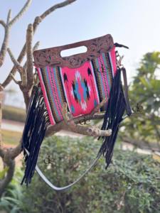 Nueva llegada mano Tooled Fringe bolso Jacquard Color rojo Sling nuevo diseño bohemio azteca tela bolsas elegantes bolsos para mujeres - Product Image 4