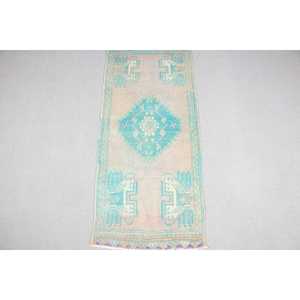 Tapis vintage 1,7x3,8 pieds, petit tapis turc, tapis persan en laine bleue - Product Image 1