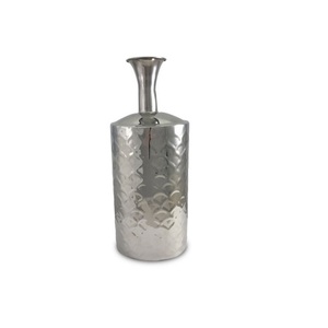 Florero de aluminio nórdico moderno de lujo estilo contemporáneo para la decoración del hogar o la sala de estar - Product Image 2