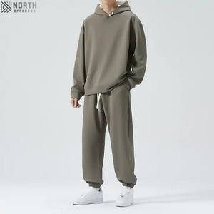 Ensemble 2 pièces de short à capuche décontracté avec logo personnalisé survêtement zippé en coton et polyester pour hommes survêtements pour hommes - Product Image 2