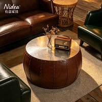 Table basse industrielle en aluminium style aviateur, ronde, avec plateau en cuir rembourré, table centrale en forme de tambour, dessus en métal riveté, style rétro pour salon