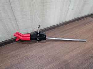 Pinza de Laboratorio Ajustable de Tres Dedos para Laboratorio de Química, Instrumento de Laboratorio, Pinza de Cabeza de Botón Cromada Ajustable - Product Image 5