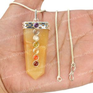 Collier pendentif en quartz doré avec perles 7 chakras et chaîne en métal - Product Image 1