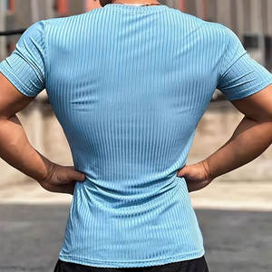 Camiseta de gimnasio de secado rápido personalizable para hombre, camiseta de entrenamiento de compresión transpirable, Camiseta deportiva sin manga, diseño deportivo - Product Image 3