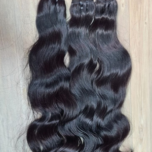 Extensions de cheveux humains indiens vierges en gros, lots de cheveux naturels bruts à prix abordable, cheveux Remy à ondulation naturelle, double trame machine - Product Image 3