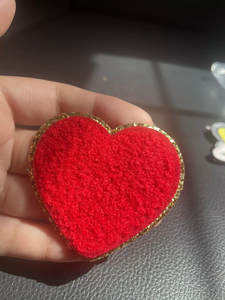 Venta al por mayor de parches bordados en 3D personalizados, tela de sarga de primera calidad con diseño de letras chenilla de lentejuelas para decoración de sombreros - Product Image 6