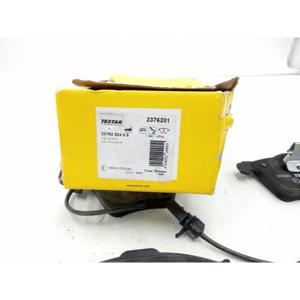 AUDI A6 Avant C5 Series (4B5) (97>04) ผ้าเบรก 2376201 เบนซิน - Product Image 5