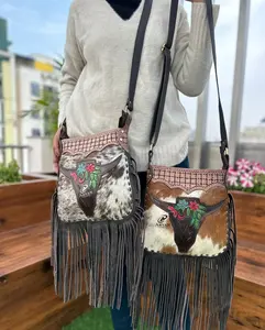 Bolsa de couro ocidental de couro bovino, bolsa elegante feita à mão com franjas, bolsas de venda quente com caveira de touro e bico de touro