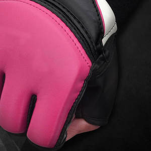 ถุงมือเทควันโดโพลีเอสเตอร์แท้ดีไซน์โลโก้ออกแบบได้ตามที่ต้องการ - Product Image 2