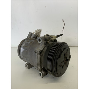 COMPRESOR A/C RENAULT Twingo I serie 8200840770 gasolina 1200 (98>00) - Product Image 4