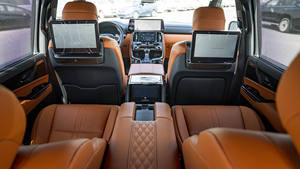 LEXUS LX600 V I P NEGRO 2023, 3.5P, 3.5L V6 Twin Turbo, 409 HP/5200 rpm, Transmisión Automática de 10 Velocidades - Product Image 5