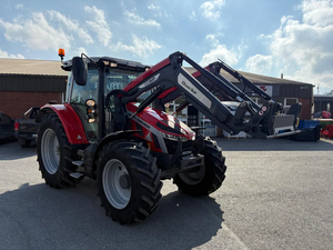Massey Ferguson 5S.125 nouveau tracteur à pied 4WD 160hp puissance nominale 180hp 70hp 120hp Options tracteur à roues pour l'utilisation de tracteur de pelouse - Product Image 5