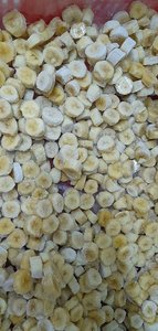 Rodajas de plátano congeladas IQF en paquete a granel, fruta natural para procesamiento de alimentos - Product Image 2