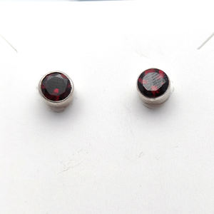 โกเมนธรรมชาติ6มม. 925กลมต่างหูเงินสเตอริง2.14 GMS ต่างหูอัญมณีเรียบง่ายทันสมัย - Product Image 4