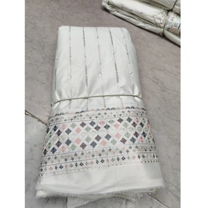 Suministro directo de fábrica elegante tela de bordado de satén Malai para ropa de diseñador ropa de boda decoración de lujo para el hogar-antiestático - Product Image 1