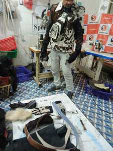 Guantes de Cuero Vacuno Negro Personalizados con Lana de Angora, Mitones Cálidos de Piel para Mujeres y Niñas para Deportes y Actividades al Aire Libre - Product Image 2