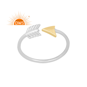 Anillo ajustable con diseño de flecha de plata esterlina fina hecha a mano, joyería personalizada para mujer, regalo para ella - Product Image 1