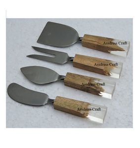 Vente directe en usine ensemble de fromage en acier inoxydable avec manche en résine 2025 vente chaude ensemble de couteaux à fromage épandeur fourchette ensemble de couteaux - Product Image 5