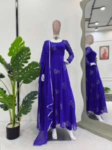 À la recherche de cette même couleur belle Designer Suit On Faux Georgette tissu avec intérieur et fil et Sequnce Pent - Product Image 3