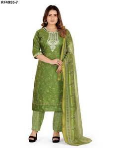 Elegante conjunto de traje Kurti bordado con Dupatta estampado y parte inferior coordinada para el estilo diario Kurti Sets - Product Image 1