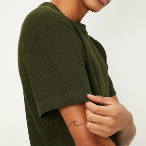 Recién llegado, Camiseta 100% de algodón para hombre, tamaño personalizado, secado rápido, ligero, transpirable, manga corta, estampado de patrón sólido, camisa de etiqueta privada - Product Image 5