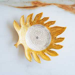 Plateau décoratif rectangulaire vintage en argent plaqué, motif plume, style vintage, pour Diwali, plateau de service en bois et métal, pour plantes - Product Image 2