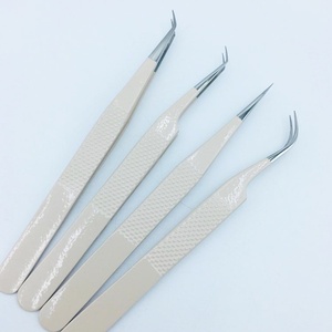 แหนบขนตาปลอมแบบโค้งอย่างยั่งยืนแหนบสเตนเลสออกแบบโลโก้ได้ตามต้องการ - Product Image 5