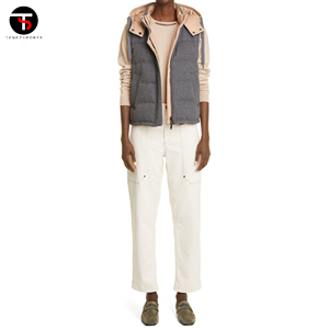 Venta al por mayor de fábrica personalizada OEM mujeres transpirable invierno algodón poliéster chaleco acolchado cremallera a prueba de viento impermeable Logo - Product Image 2