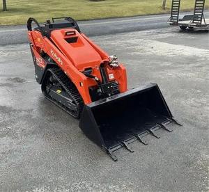 Kubota SCL1000 Mini chargeuse compacte chargeuse frontale Tracteur-pelleteuse Composants du noyau Moteur Roulement de moteur Chargeuses d'occasion - Product Image 3