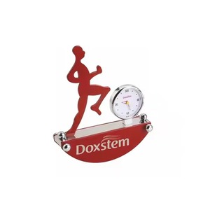 นักวิ่งโลหะพร้อมนาฬิกาของตกแต่งโต๊ะแบบมีสไตล์และใช้งานได้สำหรับผู้ที่ชื่นชอบการเล่นกีฬาผลิตในอินเดีย - Product Image 4