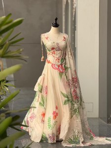Conjunto de Sari Indio-Pakistaní con Estampado Floral Digital, Vestido Largo de Organza Jimmy Pura para Mujer, con Chal, para Fiestas, Bodas y Graduaciones - Product Image 5