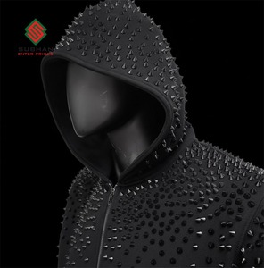 Sudadera con Capucha de Punto, Impermeable, Antiarrugas, con Pedrería Negra, para Invierno |   Sudadera de Lujo Estilo Urbano |   Estilo gótico punk rock - Product Image 4