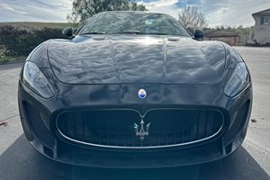 MASERATI GRANTURISMO MC CONVERTIBLE 2013 USADO, VOLANTE A LA IZQUIERDA/DERECHA - Product Image 1