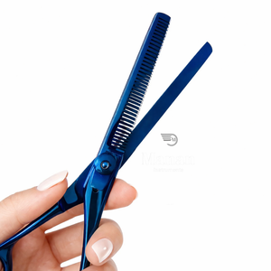 Ciseaux professionnels pour la dégaine des cheveux, 6,7 pouces, en acier inoxydable bleu, ciseaux texturisants, outil de coupe pour barbier et salon, OEM en gros - Product Image 4